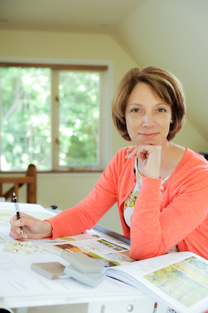 Anna Helps Garden Designer